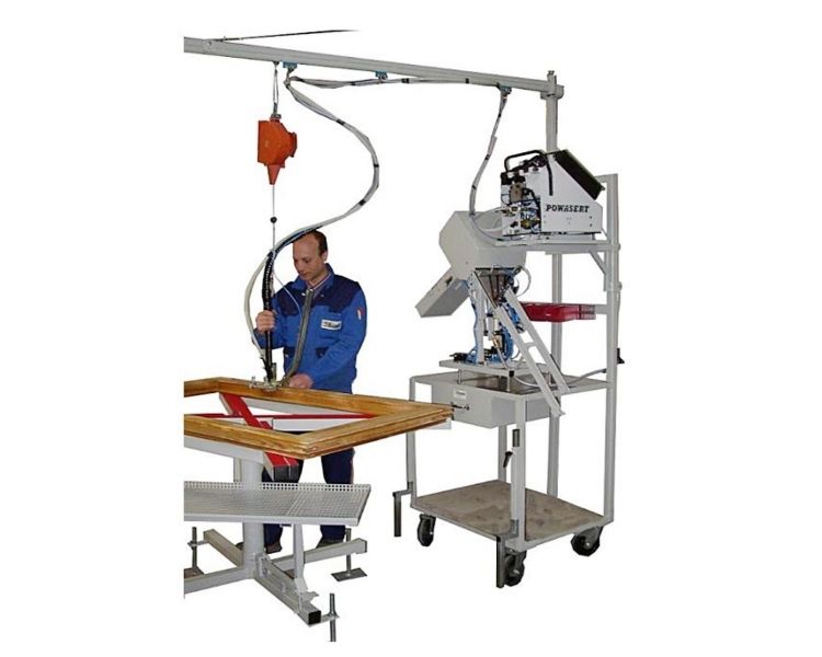 mounting-clips-fixing-aluminum-covers-wood-joinery-ru-st-z Clip mounting device for attaching aluminum covers to wooden joinery - RU-ST-Z